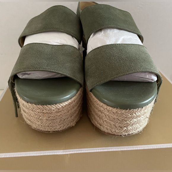 MICHAEL KORS HANA MID WEDGE Sandal - Picture 4 of 7